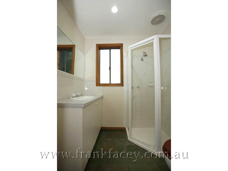 13 Teal Court, Narre Warren South VIC 3805