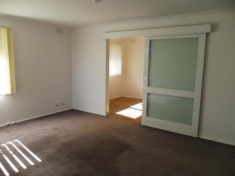 8 Trentwood Drive, Narre Warren VIC 3805