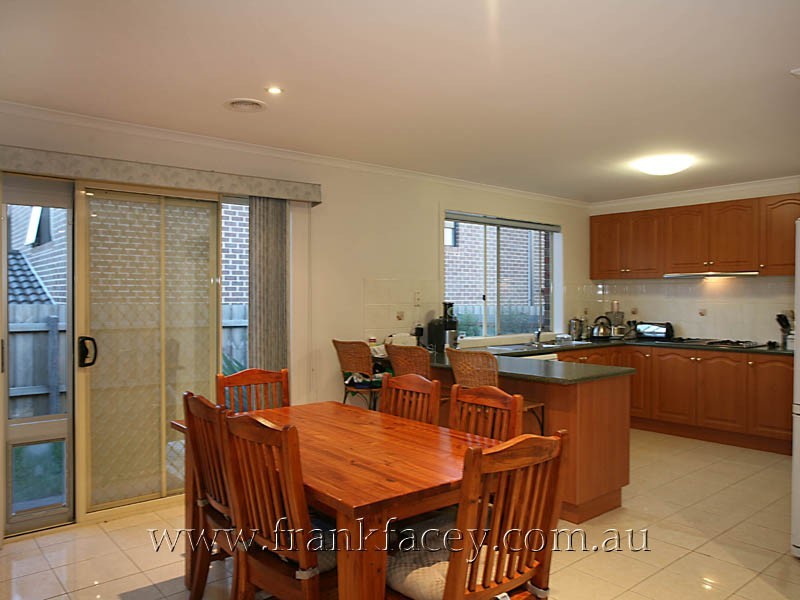 50 Fairholme Boulevard, Berwick VIC 3806