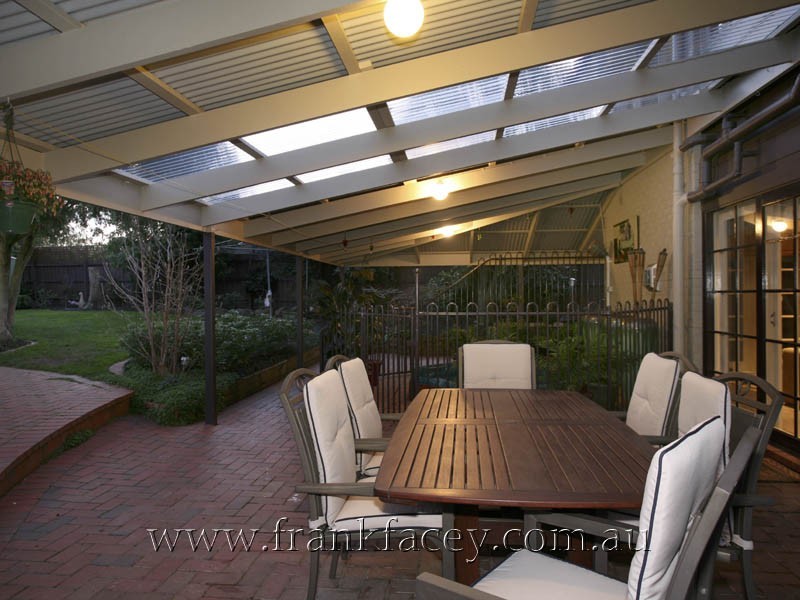 44 Outlook Drive, Berwick VIC 3806