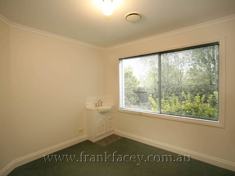 21 Milparinka Way, Berwick VIC 3806