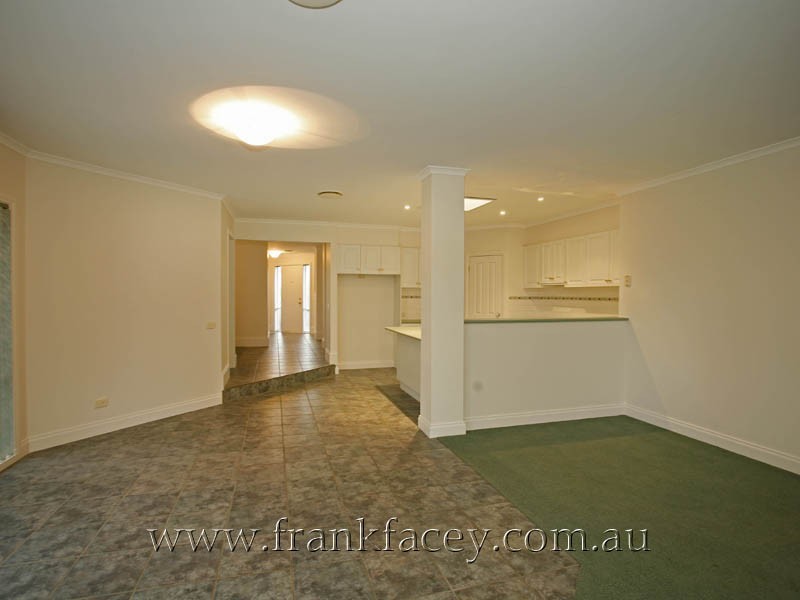 21 Milparinka Way, Berwick VIC 3806