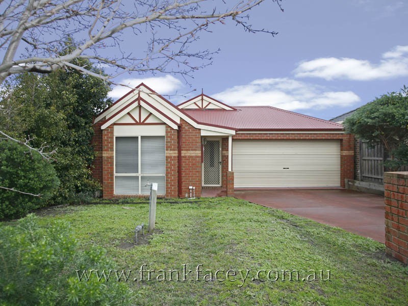 31 John Fisher Drive, Berwick VIC 3806