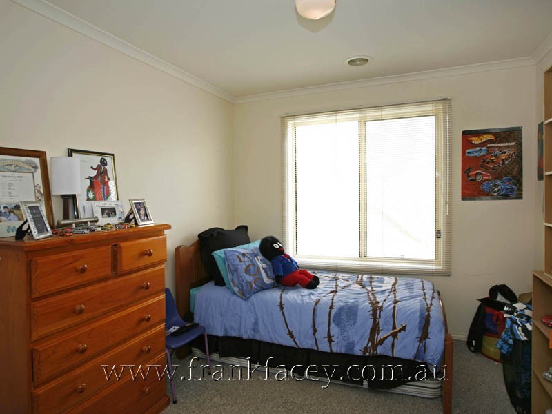 31 John Fisher Drive, Berwick VIC 3806