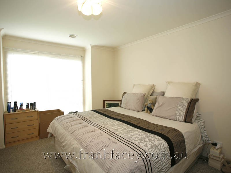 31 John Fisher Drive, Berwick VIC 3806