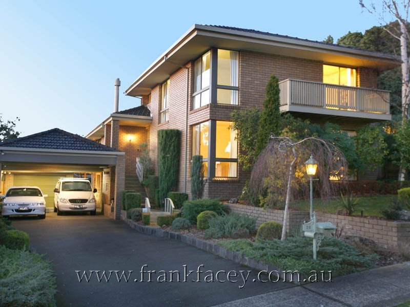 31 Miller Street, Berwick VIC 3806