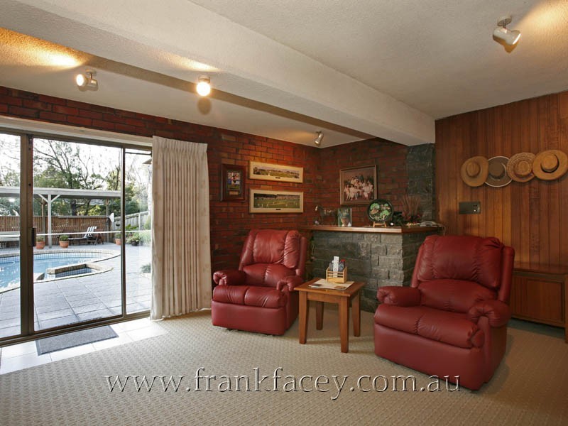 31 Miller Street, Berwick VIC 3806