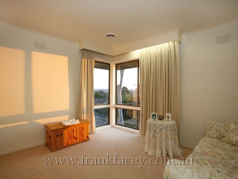 31 Miller Street, Berwick VIC 3806