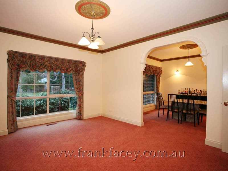 15 Elgin Street, Berwick VIC 3806