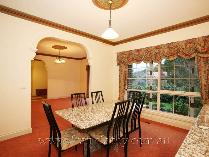 15 Elgin Street, Berwick VIC 3806