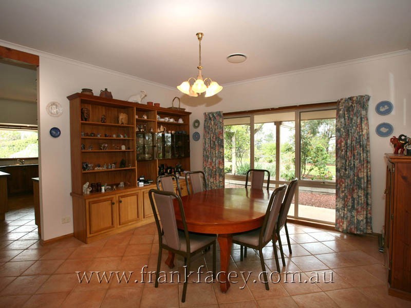 125 Huxtable Road, Pakenham Upper VIC 3810