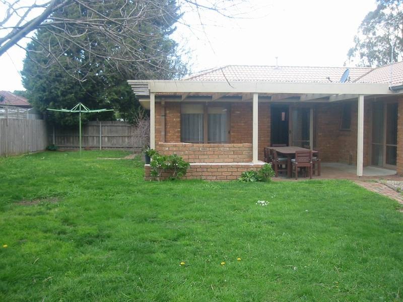 3 Watson Gardens, Berwick VIC 3806