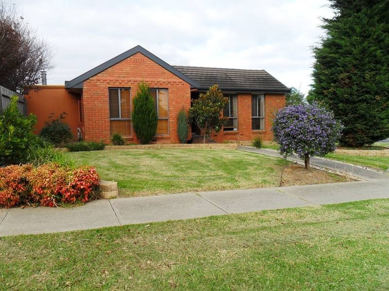 62 Willslie Crescent, Berwick VIC 3806