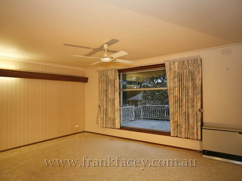 35 Sugarloaf Road, Beaconsfield Upper VIC 3808