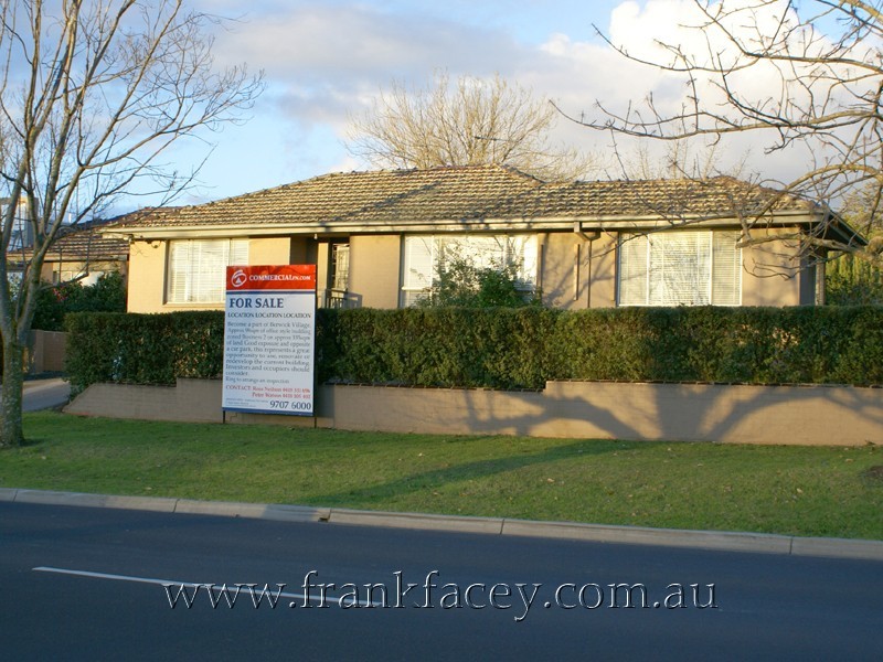 1/8 Wheeler Street, Berwick VIC 3806