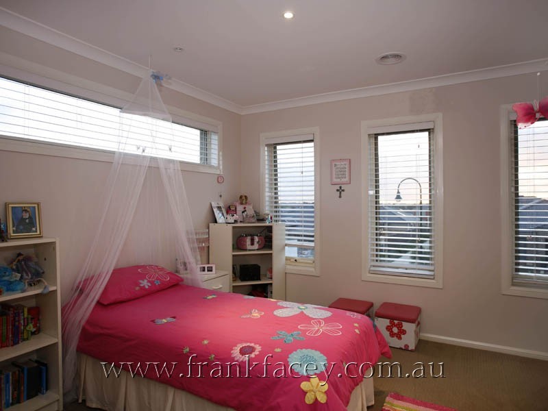 7 Florida Court, Berwick VIC 3806