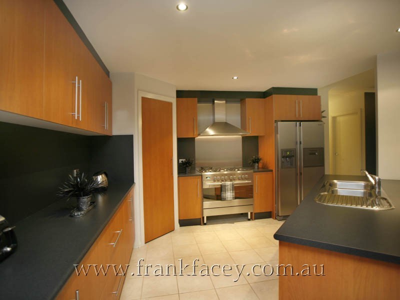 21 Jamieson Way, Berwick VIC 3806