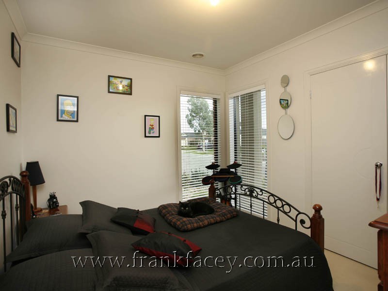 21 Jamieson Way, Berwick VIC 3806