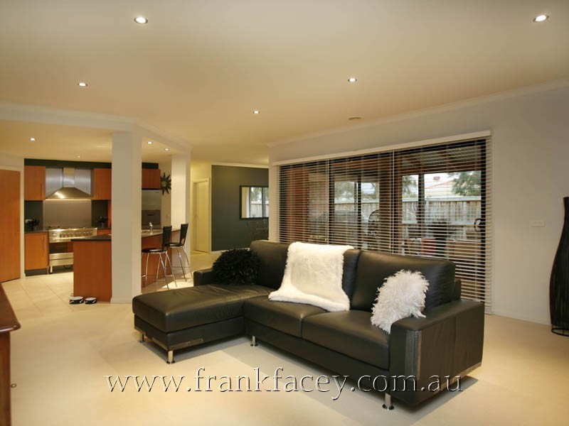 21 Jamieson Way, Berwick VIC 3806