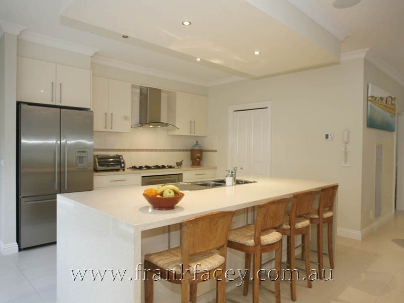 43 Lyall Road, Berwick VIC 3806