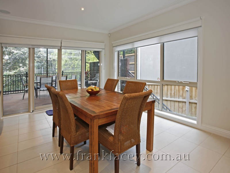 43 Lyall Road, Berwick VIC 3806