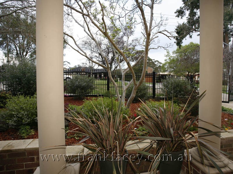 43 Lyall Road, Berwick VIC 3806