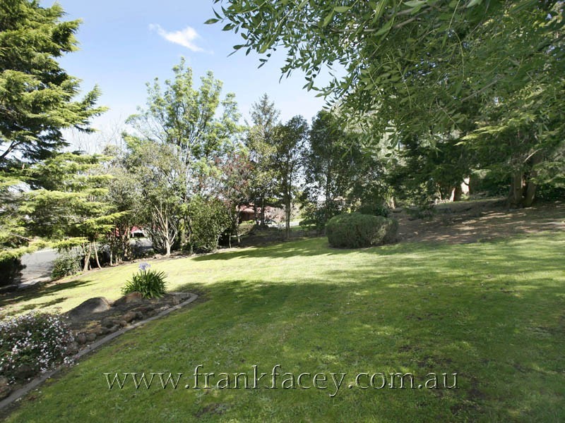20 Kramer Drive, Berwick VIC 3806
