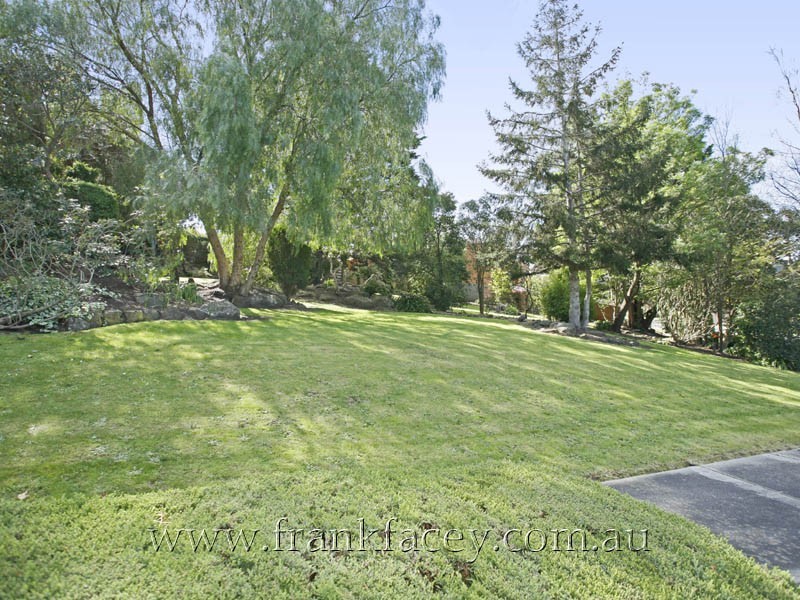 20 Kramer Drive, Berwick VIC 3806