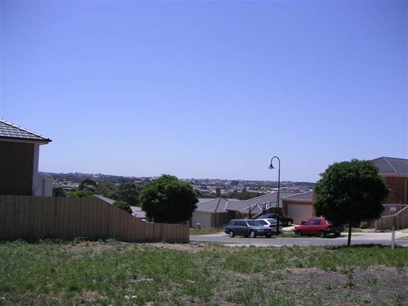 21 Locarno Place, Narre Warren South VIC 3805