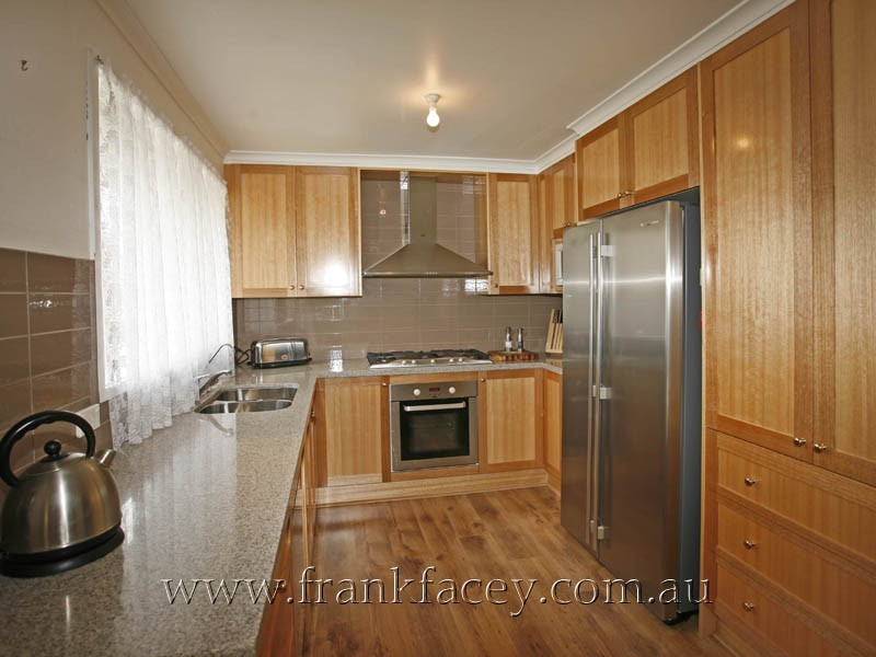 100 Prospect Hill Road, Narre Warren VIC 3805