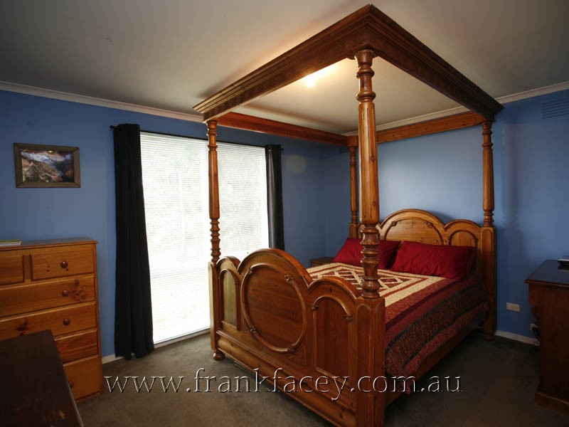 100 Prospect Hill Road, Narre Warren VIC 3805