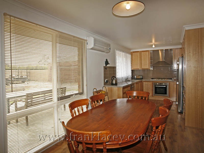 100 Prospect Hill Road, Narre Warren VIC 3805