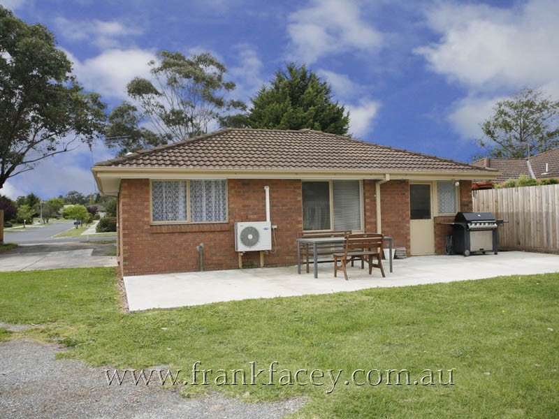 100 Prospect Hill Road, Narre Warren VIC 3805