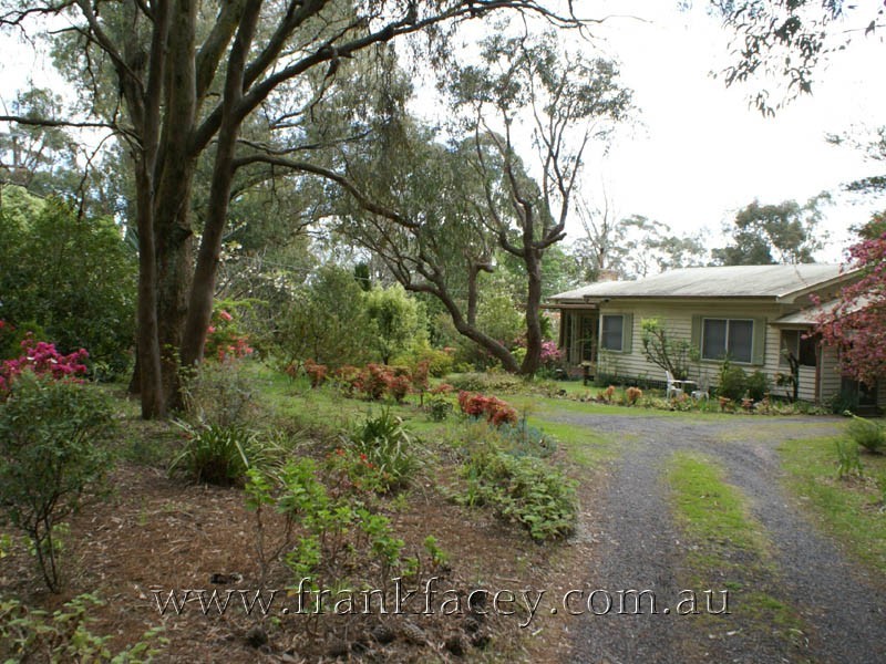 137 Stoney Creek Road, Beaconsfield Upper VIC 3808