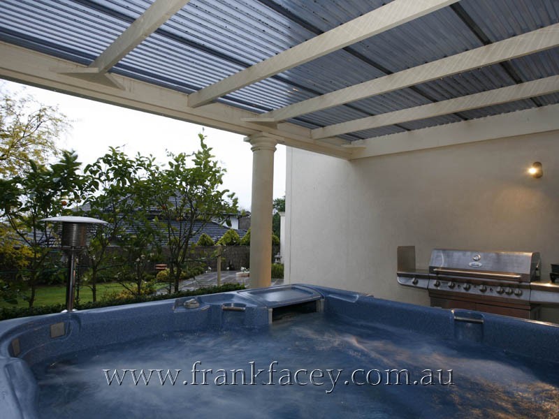 46 Quarry Hills Drive, Berwick VIC 3806