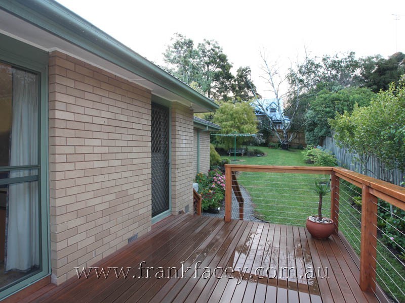 5 McNabb Street, Berwick VIC 3806