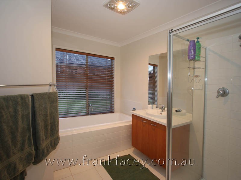 88 Moondarra Drive, Berwick VIC 3806