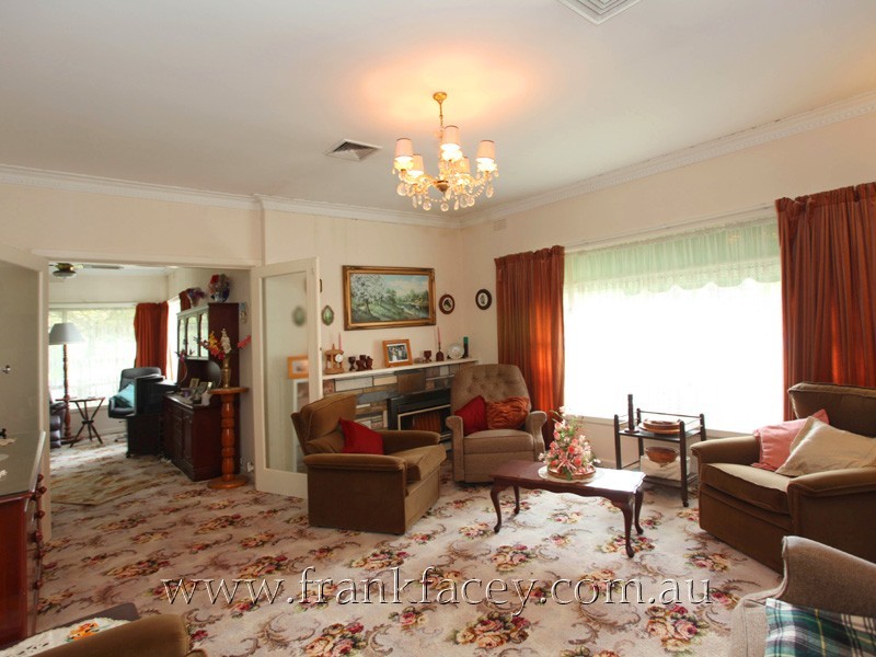 16 Turner Street, Berwick VIC 3806