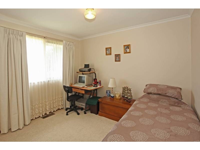 4 Kinta Close, Berwick VIC 3806