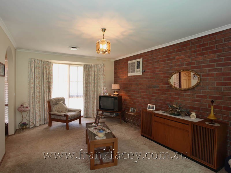 7 Hood Court, Berwick VIC 3806