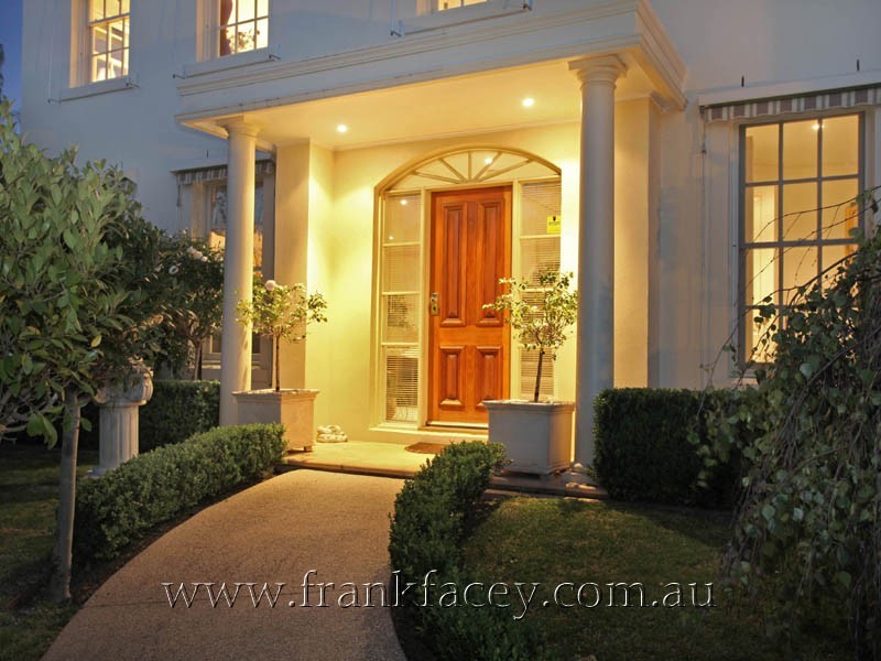 6 Miller Street, Berwick VIC 3806