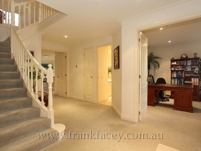 6 Miller Street, Berwick VIC 3806