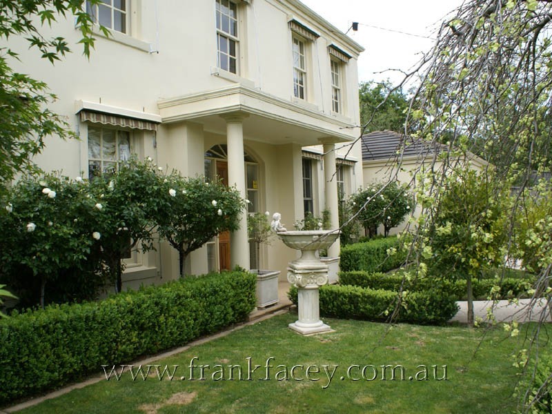 6 Miller Street, Berwick VIC 3806