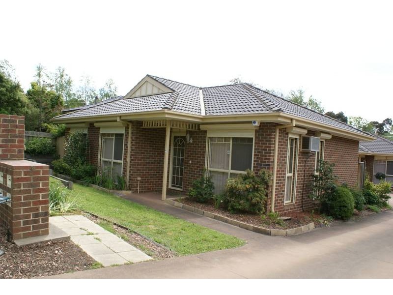 1/147 High Street, Berwick VIC 3806