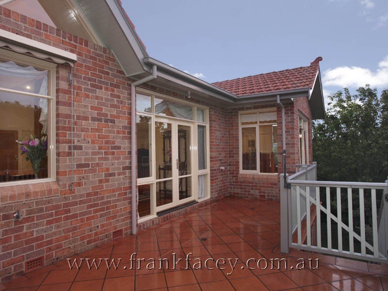 9 Rutland Road, Berwick VIC 3806