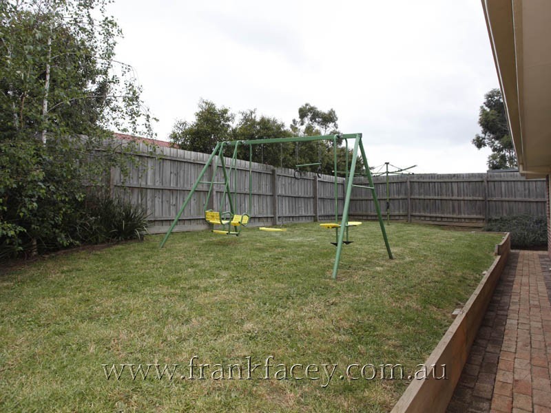 7 Balanka Court, Berwick VIC 3806