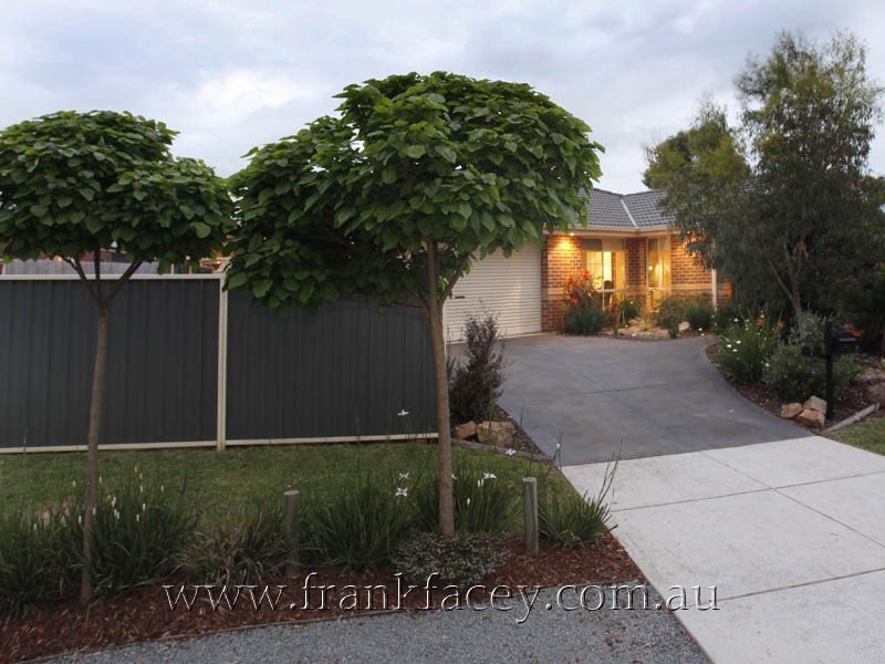 7 Balanka Court, Berwick VIC 3806