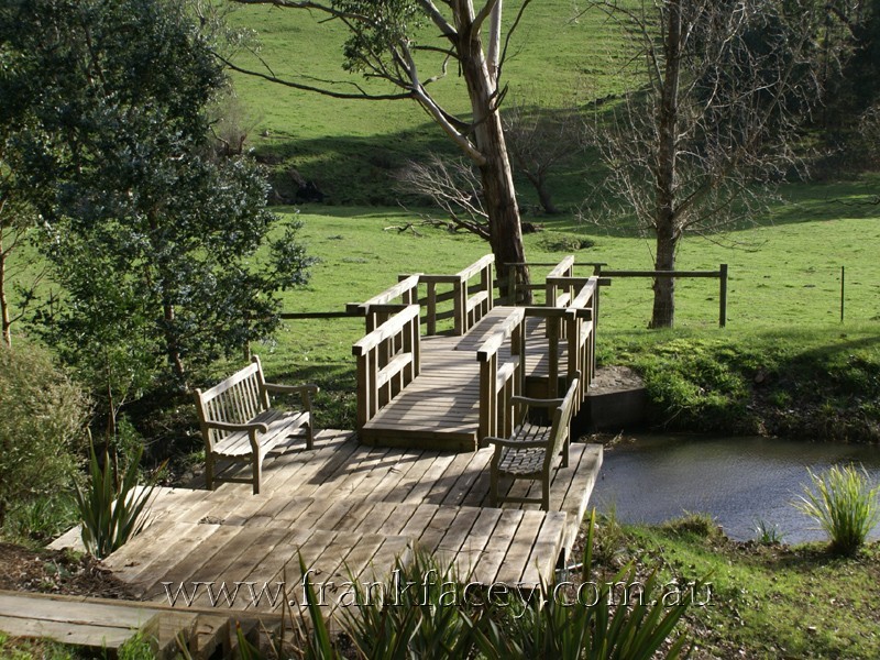 6 Boundary Road, Narre Warren East VIC 3804