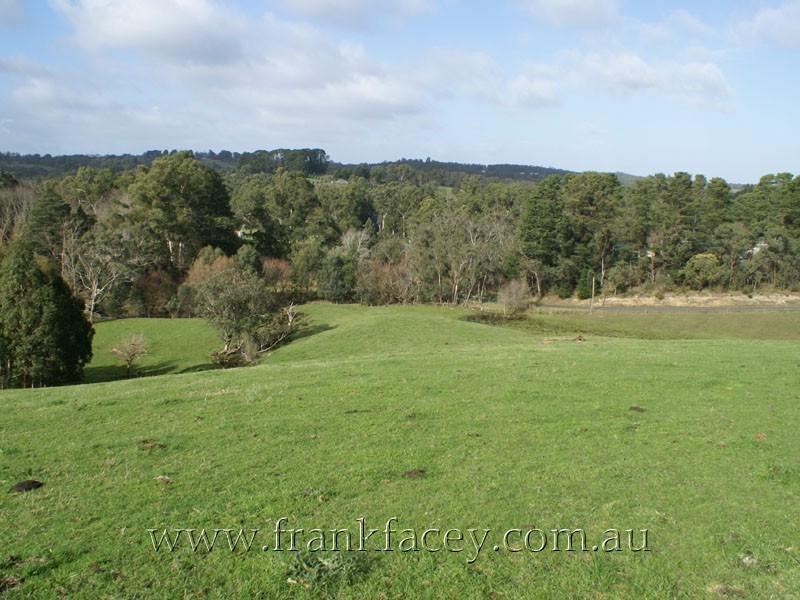 6 Boundary Road, Narre Warren East VIC 3804