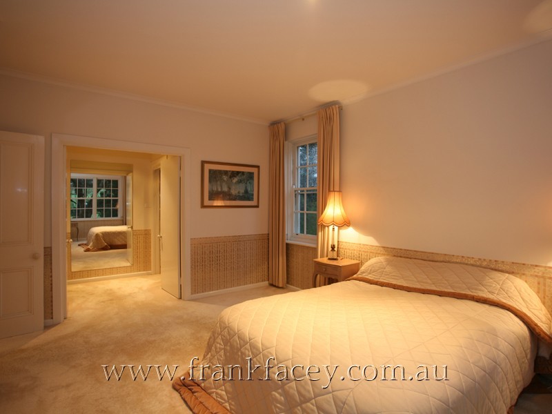 6 Boundary Road, Narre Warren East VIC 3804